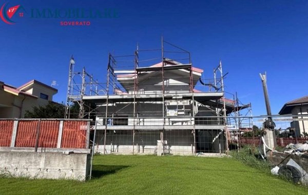 casa indipendente in vendita a Davoli