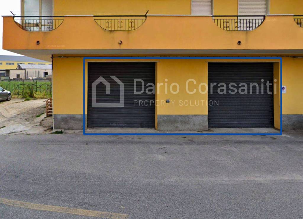 negozio in vendita a Davoli