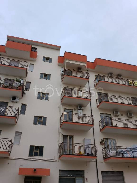 appartamento in vendita a Davoli
