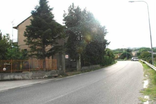 casa indipendente in vendita a Davoli
