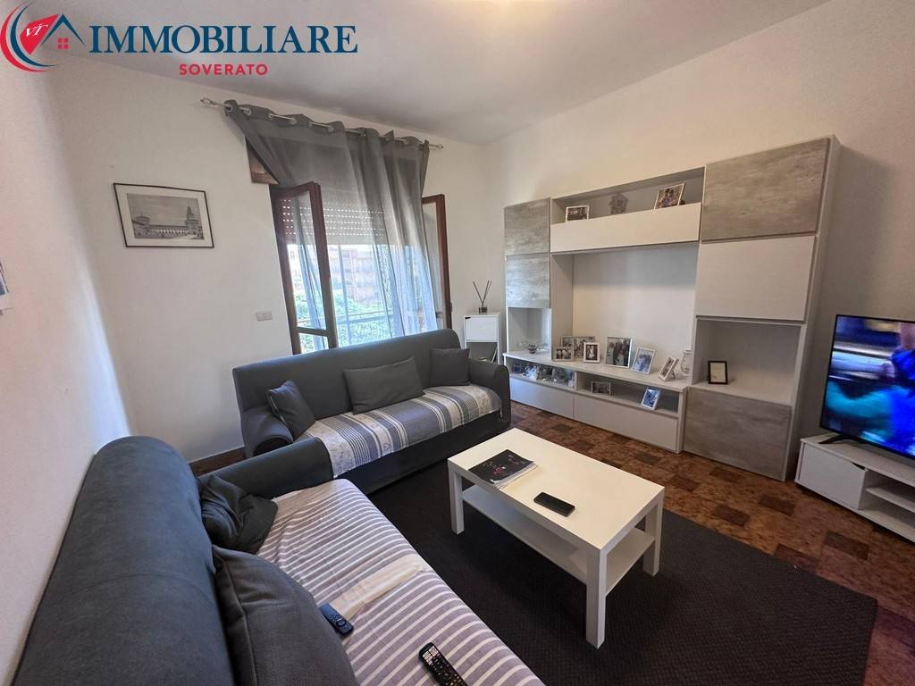 appartamento in vendita a Davoli