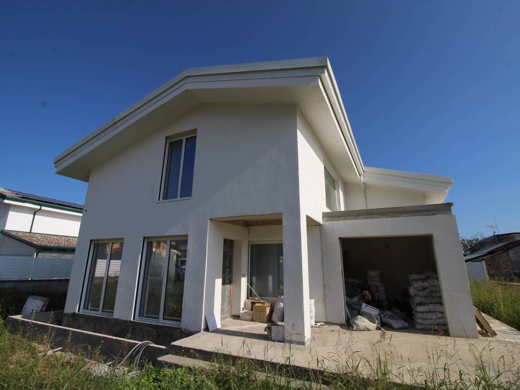 casa indipendente in vendita a Davoli
