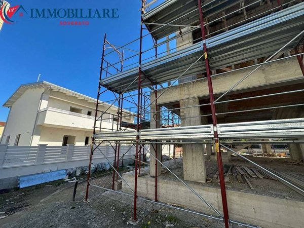 casa indipendente in vendita a Davoli