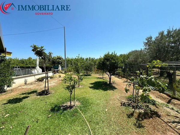 casa indipendente in vendita a Davoli