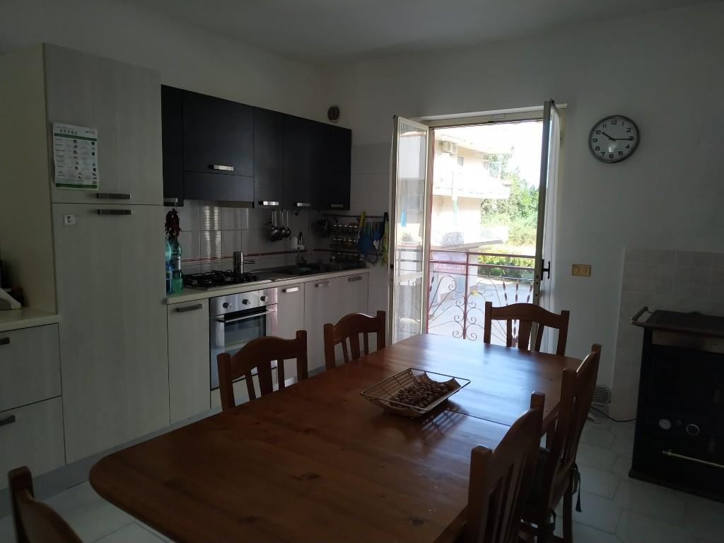 casa indipendente in vendita a Davoli