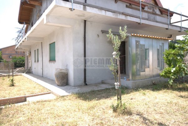 appartamento in vendita a Davoli