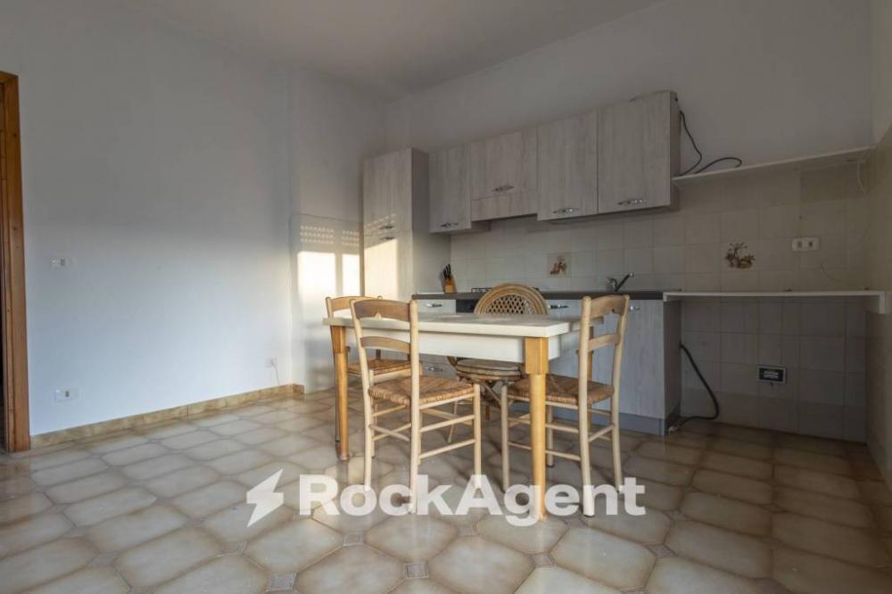 appartamento in vendita a Davoli