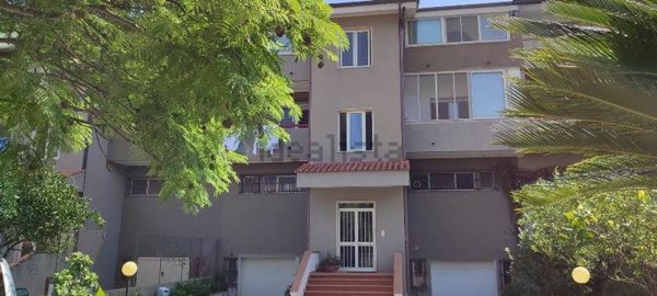 appartamento in vendita a Davoli