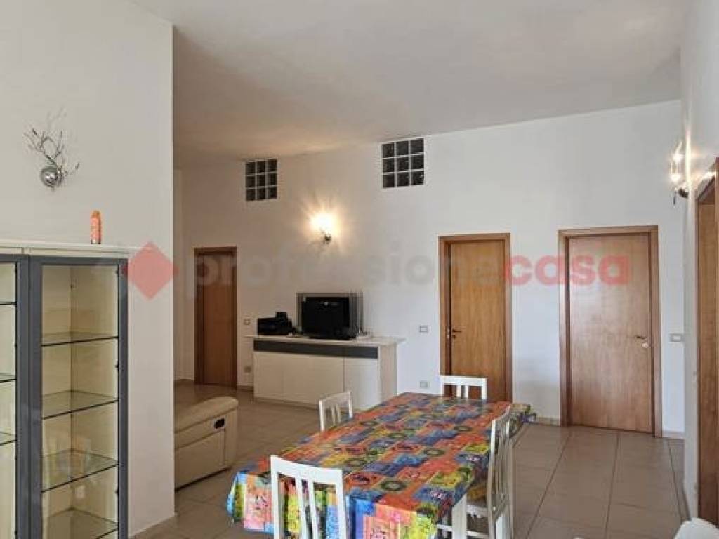 appartamento in vendita a Davoli