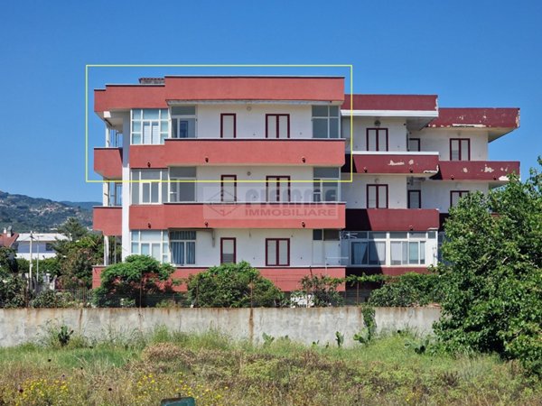 appartamento in vendita a Davoli