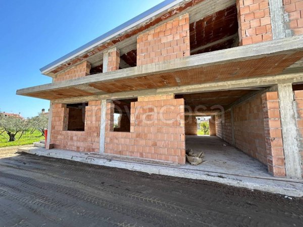 casa indipendente in vendita a Davoli