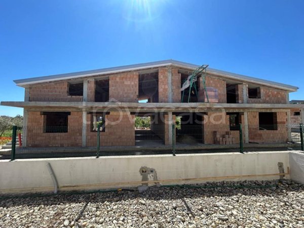 casa indipendente in vendita a Davoli