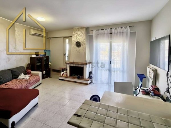 appartamento in vendita a Davoli