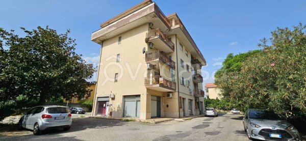 appartamento in vendita a Davoli