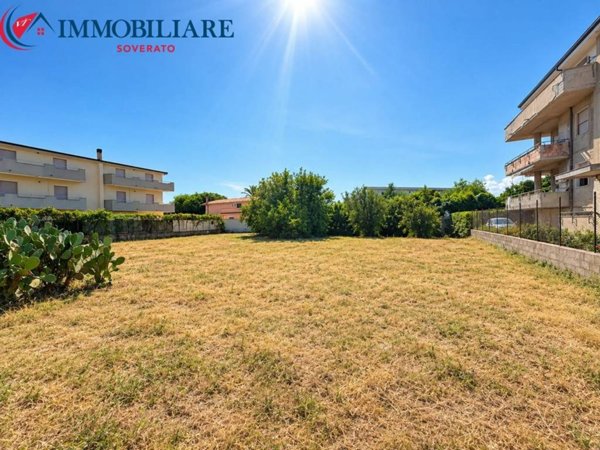 casa indipendente in vendita a Davoli