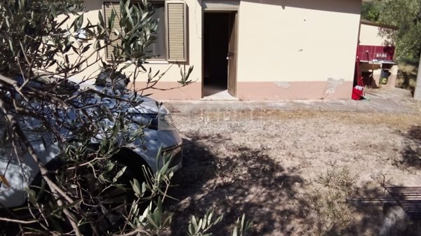 casa indipendente in vendita a Davoli