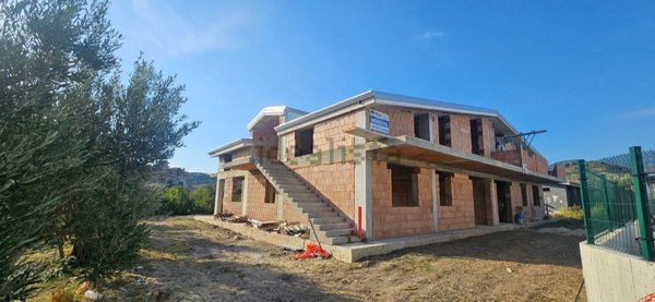 casa indipendente in vendita a Davoli