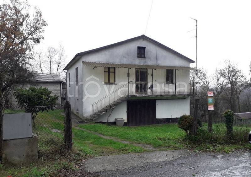 casa indipendente in vendita a Decollatura