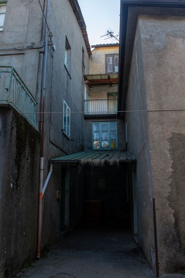 appartamento in vendita a Decollatura