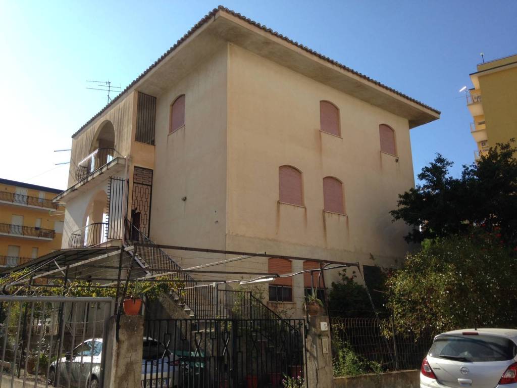 appartamento in vendita a Falerna in zona Falerna Scalo