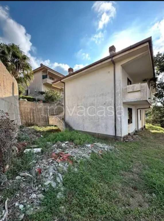 casa indipendente in vendita a Falerna in zona Falerna Scalo