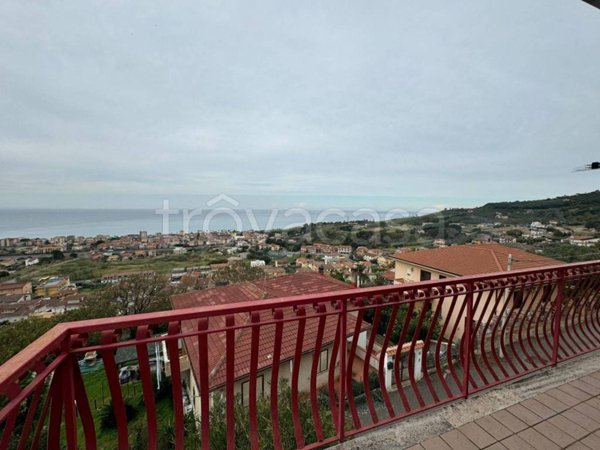 casa indipendente in vendita a Falerna in zona Falerna Scalo