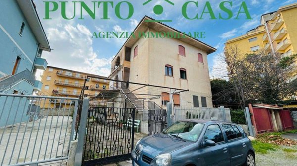 appartamento in vendita a Falerna