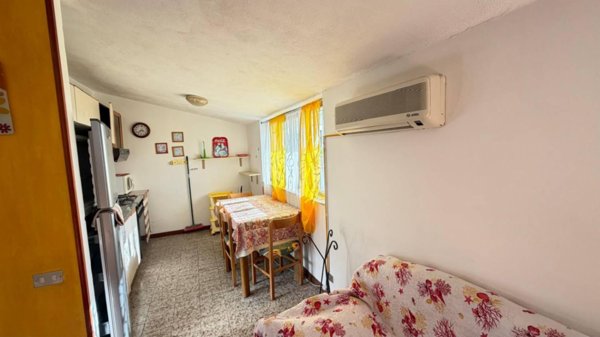 appartamento in vendita a Falerna