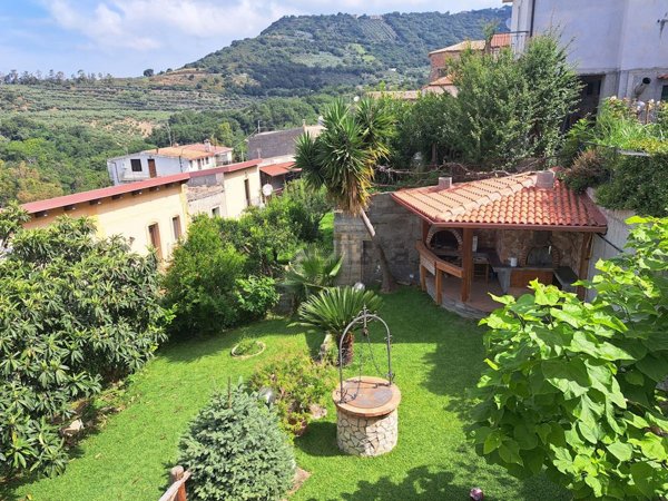 appartamento in vendita a Falerna