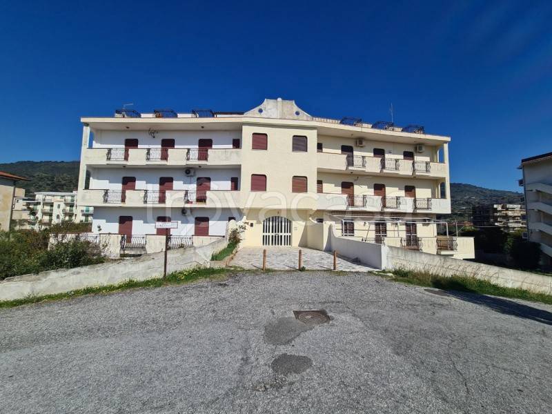 appartamento in vendita a Falerna in zona Falerna Scalo