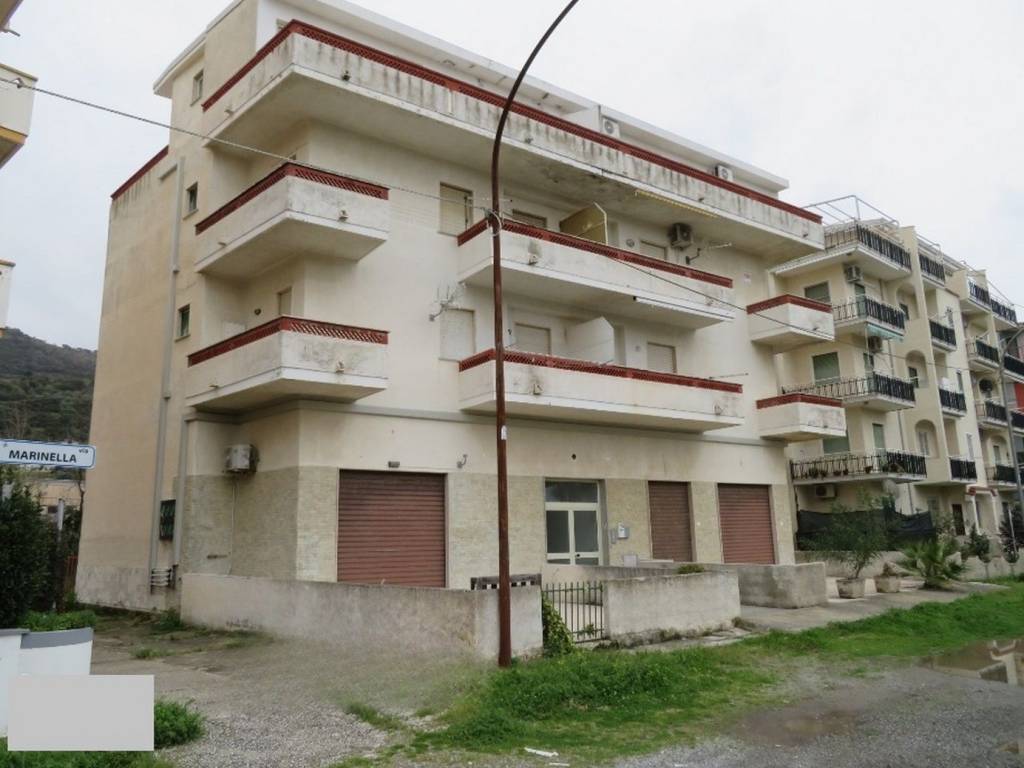 appartamento in vendita a Falerna