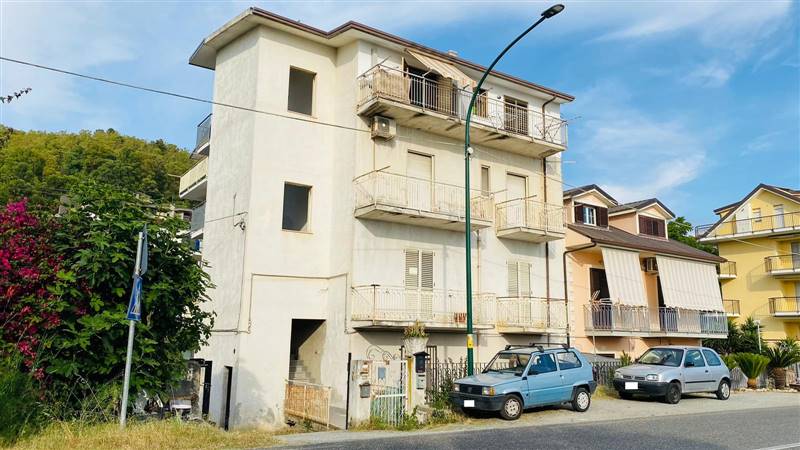 appartamento in vendita a Falerna in zona Falerna Scalo