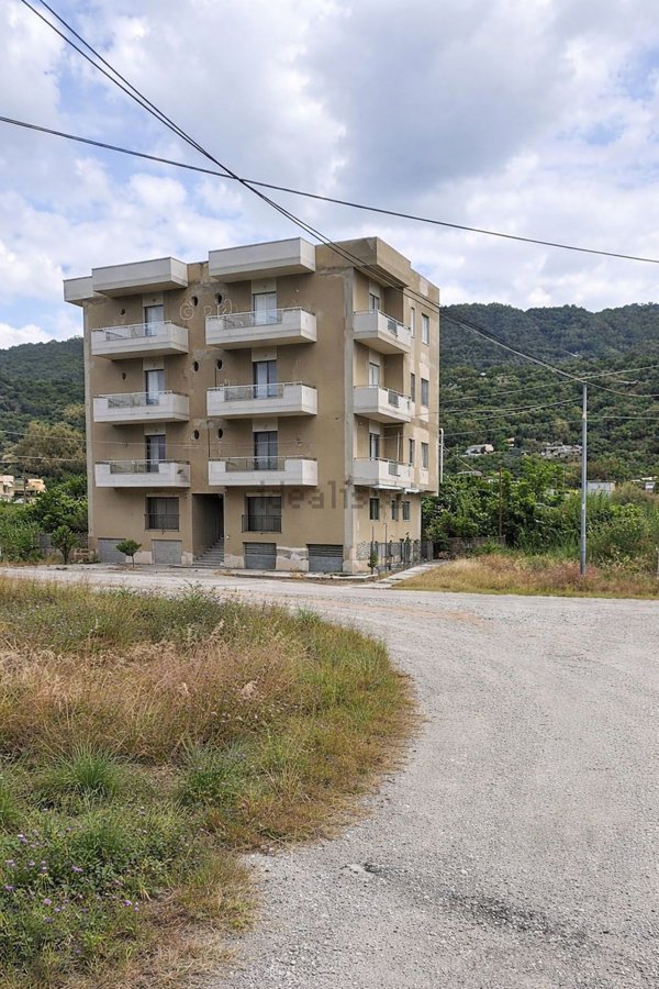 appartamento in vendita a Falerna