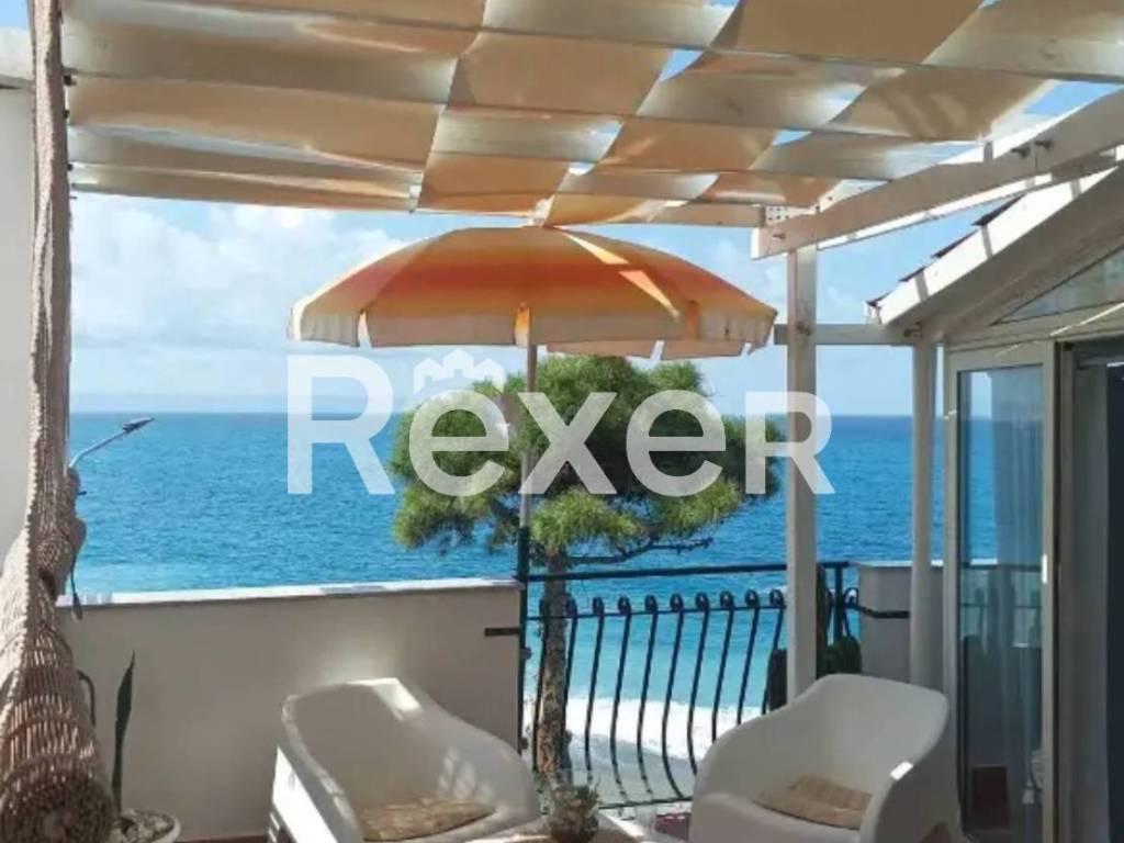 appartamento in vendita a Falerna in zona Falerna Scalo