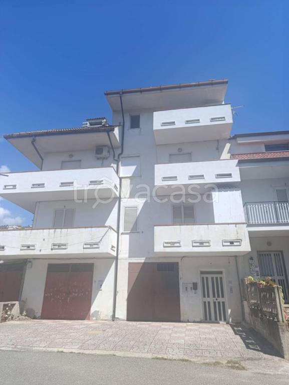 appartamento in vendita a Falerna in zona Falerna Scalo