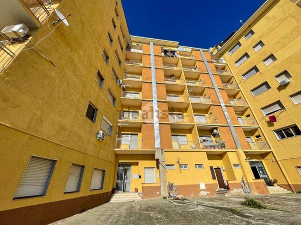 appartamento in vendita a Falerna in zona Falerna Scalo