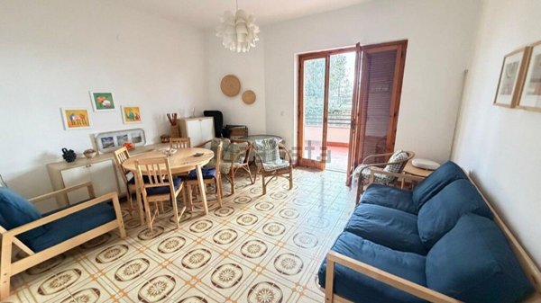 appartamento in vendita a Falerna in zona Falerna Scalo