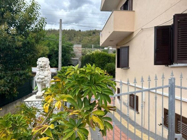appartamento in vendita a Falerna in zona Falerna Scalo