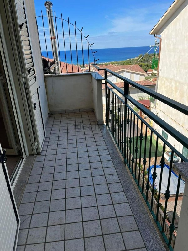 appartamento in vendita a Falerna in zona Falerna Scalo