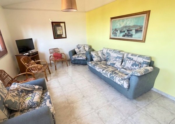 appartamento in vendita a Falerna in zona Falerna Scalo