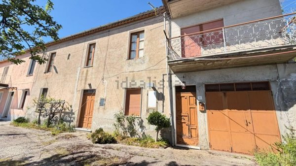 casa semindipendente in vendita a Feroleto Antico