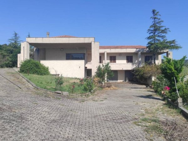 casa indipendente in vendita a Gagliato