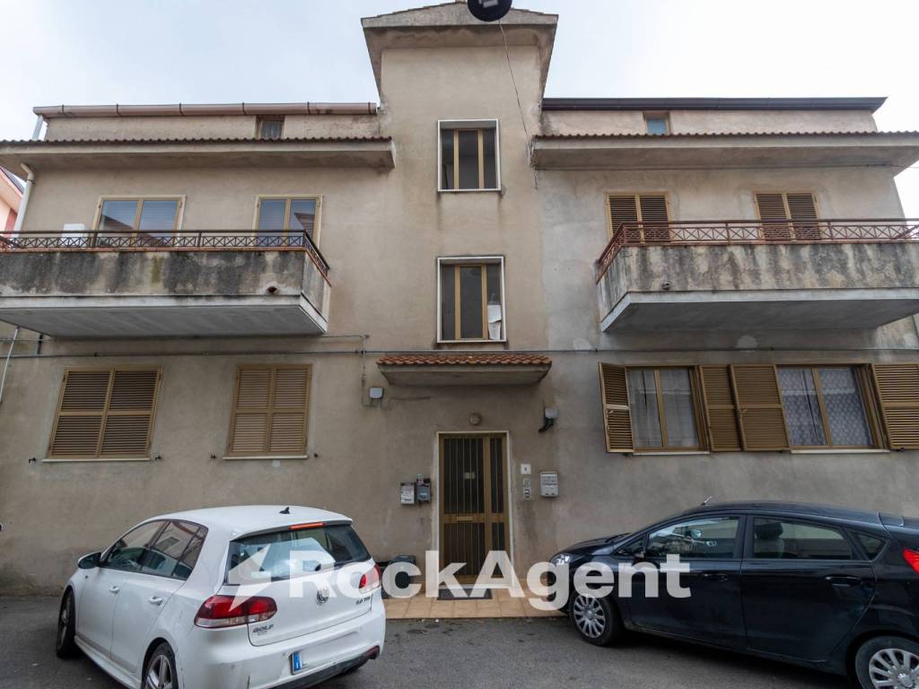 appartamento in vendita a Gasperina