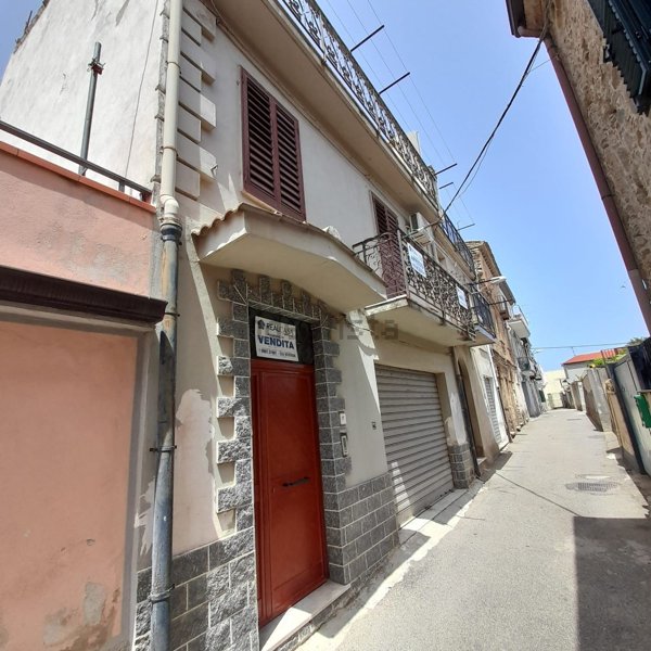 appartamento in vendita a Gasperina