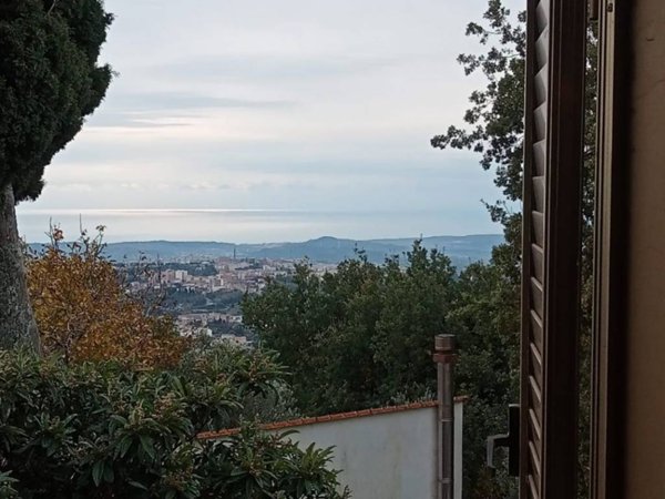 casa indipendente in vendita a Gimigliano in zona Corbino