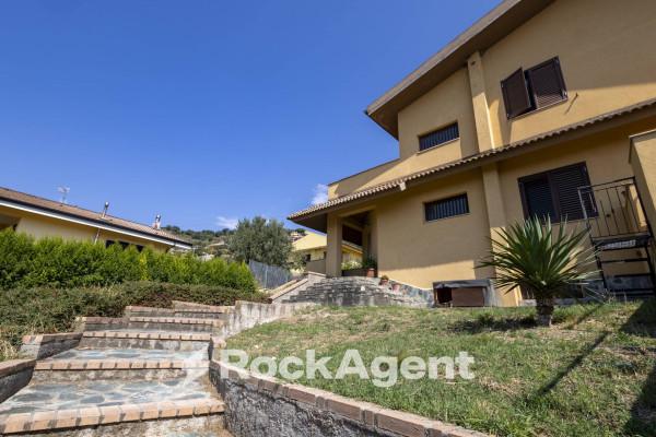 casa indipendente in vendita a Gimigliano