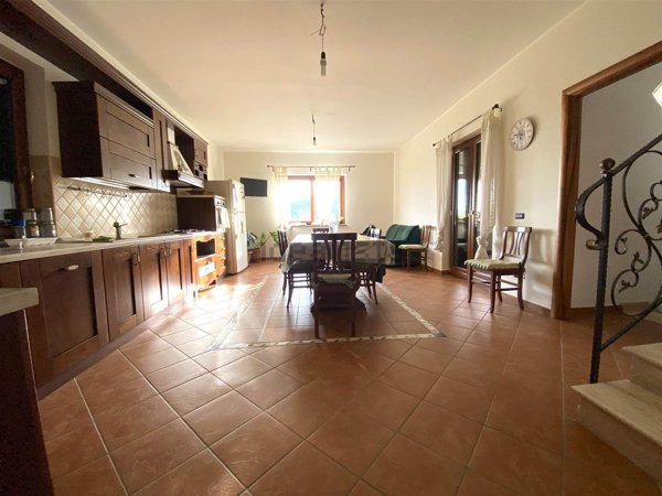 casa indipendente in vendita a Gimigliano