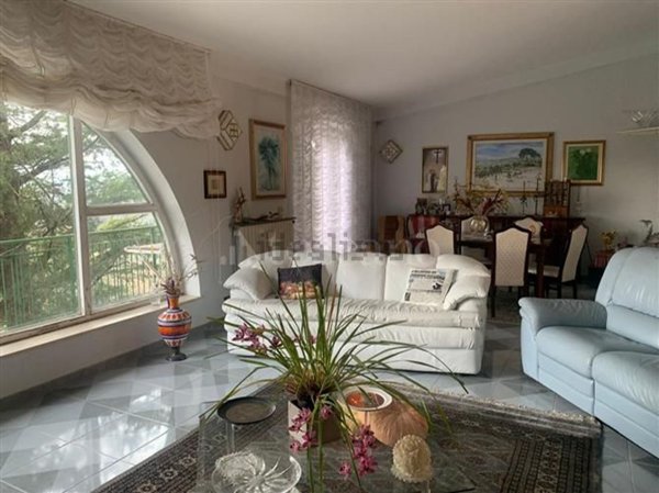 casa indipendente in vendita a Gimigliano