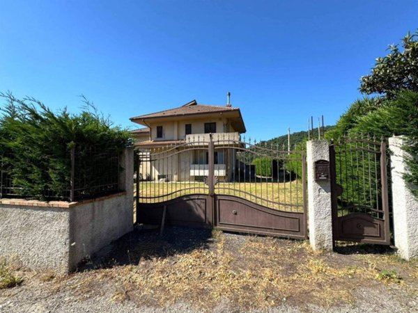 casa indipendente in vendita a Gimigliano