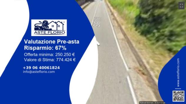 locale commerciale in vendita a Girifalco